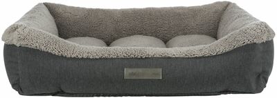 Trixie     Bendson Vital (,  3)