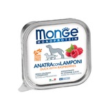 Monge Dog Monoprotein Fruits консервы для собак паштет из утки с малиной 150г